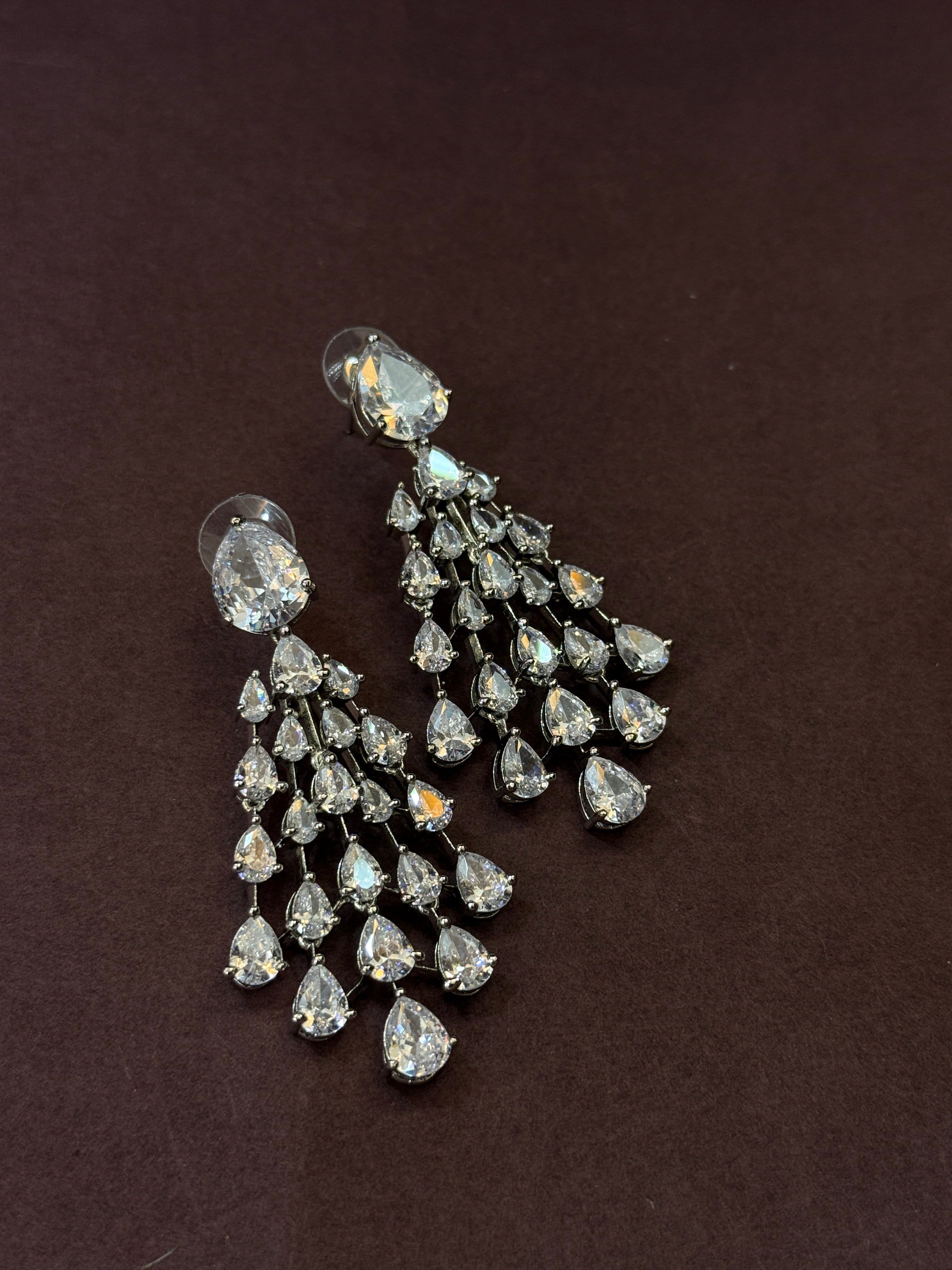 Glamorous Waterdrop CZ Necklace Set with Statement Earrings